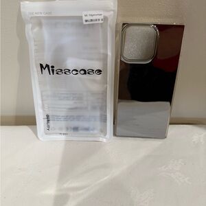 iPhone Pro Max 16 Silver Phone Protective Case